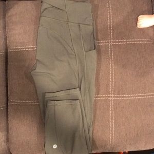 Lululemon speed up Capri